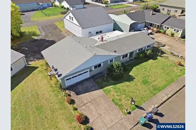 633 Cessna St, Independence, OR 97351 - Photo 33