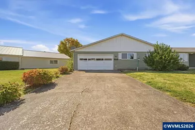 633 Cessna St, Independence, OR 97351 - Photo 3