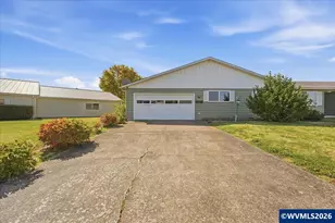 633 Cessna St, Independence, OR 97351 - Photo 3