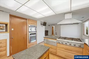 633 Cessna St, Independence, OR 97351 - Photo 11