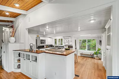 1075 Hansen Av S, Salem, OR 97302 - Photo 9