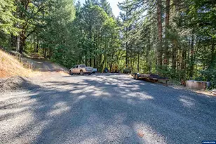 23547 Woods Creek Rd, Philomath, OR 97370 - Photo 43