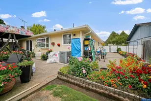 4496 Janice Ave NE, Salem, OR 97305 - Photo 37