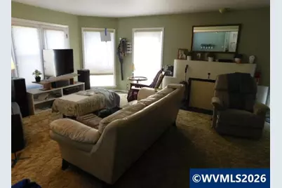 1875 20th St NE, Salem, OR 97301 - Photo 3