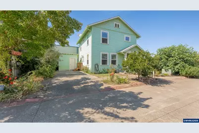 554 SW B Av, Corvallis, OR 97333 - Photo 1