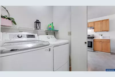 554 SW B Av, Corvallis, OR 97333 - Photo 15