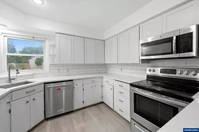 5130 7th Av NE, Keizer, OR 97303 - Photo 9