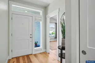 1429 S 10th St, Independence, OR 97351 - Photo 5
