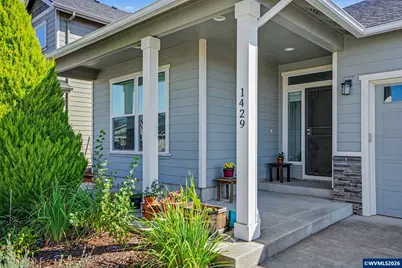 1429 S 10th St, Independence, OR 97351 - Photo 3