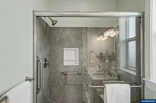 1429 S 10th St, Independence, OR 97351 - Photo 17