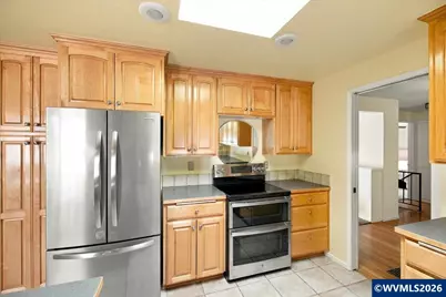 662 NW East Thornton Lake Dr, Albany, OR 97321 - Photo 13