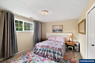 662 NW East Thornton Lake Dr, Albany, OR 97321 - Photo 29