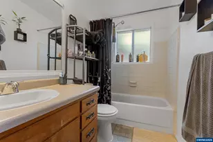 1115 Queen Ave SE, Albany, OR 97322 - Photo 15