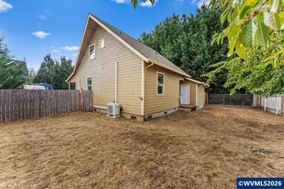 319 SE Sheridan Rd, Sheridan, OR 97378 - Photo 21