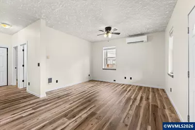 319 SE Sheridan Rd, Sheridan, OR 97378 - Photo 7