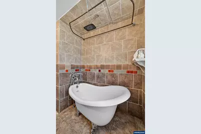 2275 Center St NE, Salem, OR 97301 - Photo 15