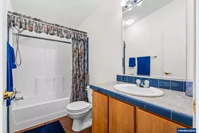 1100 SW 2nd Av, Mill City, OR 97360 - Photo 23