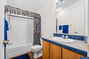 1100 SW 2nd Ave, Mill City, OR 97360 - Photo 23