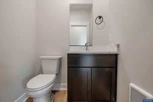 196 &amp 198 SE Lacreole Dr, Dallas, OR 97338 - Photo 25