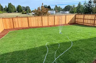 196 &amp 198 SE Lacreole Dr, Dallas, OR 97338 - Photo 5