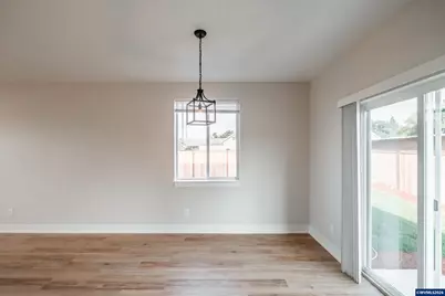 196 &amp; 198 SE Lacreole Dr, Dallas, OR 97338 - Photo 17
