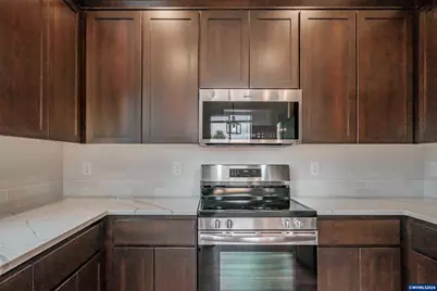 196 &amp; 198 SE Lacreole Dr, Dallas, OR 97338 - Photo 21