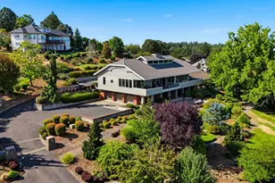 3252 Mt Kuebler Dr S, Salem, OR 97302 - Photo 5
