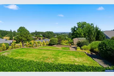 3252 Mt Kuebler Dr S, Salem, OR 97302 - Photo 45