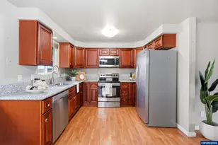 4888 13th Ave NE, Keizer, OR 97303 - Photo 7