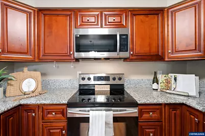 4888 13th Av NE, Keizer, OR 97303 - Photo 9