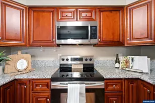 4888 13th Ave NE, Keizer, OR 97303 - Photo 9