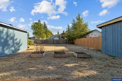 2430 Claude St SE, Salem, OR 97301 - Photo 21