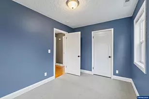 9525 N Hodge Ave, Portland, OR 97203 - Photo 15