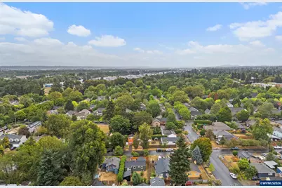 9525 N Hodge Av, Portland, OR 97203 - Photo 35