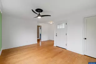 9525 N Hodge Ave, Portland, OR 97203 - Photo 5