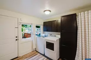 1994 Lee St SE, Salem, OR 97301 - Photo 27