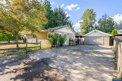 739 River Rd NW, Mill City, OR 97360 - Photo 3