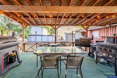 739 River Rd NW, Mill City, OR 97360 - Photo 15