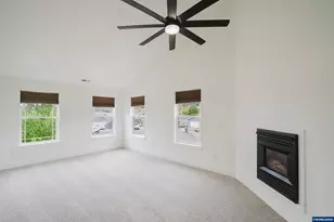 401 NE Faulconer St, Sheridan, OR 97378 - Photo 33