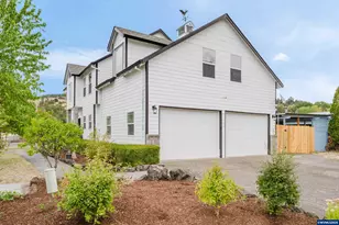 401 NE Faulconer St, Sheridan, OR 97378 - Photo 43