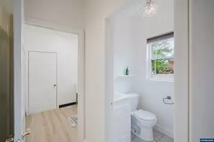 401 NE Faulconer St, Sheridan, OR 97378 - Photo 13