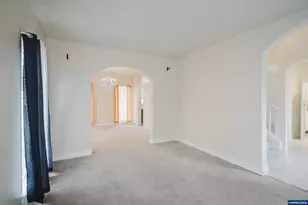 401 NE Faulconer St, Sheridan, OR 97378 - Photo 7