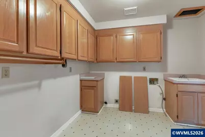 1577 Webster Dr SE, Salem, OR 97302 - Photo 33