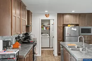 21966 Airport Rd NE, Aurora, OR 97002 - Photo 13