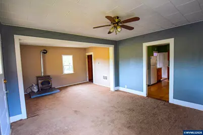195 Fir St St, Mount Angel, OR 97362 - Photo 3