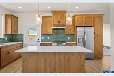 2049 NW Century Dr, Corvallis, OR 97330 - Photo 9