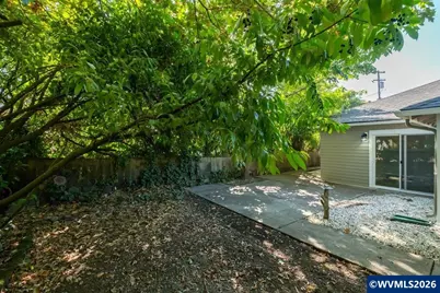 129 NW 11th St, Corvallis, OR 97330 - Photo 33