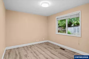 4675 Princess Ct NE, Salem, OR 97305 - Photo 9