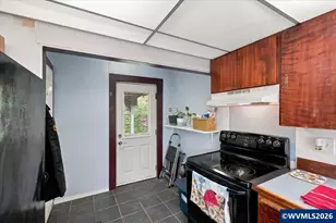 610 Averill St, Brownsville, OR 97327 - Photo 15