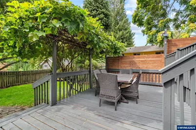 8867 SE 10th Av, Portland, OR 97202 - Photo 41